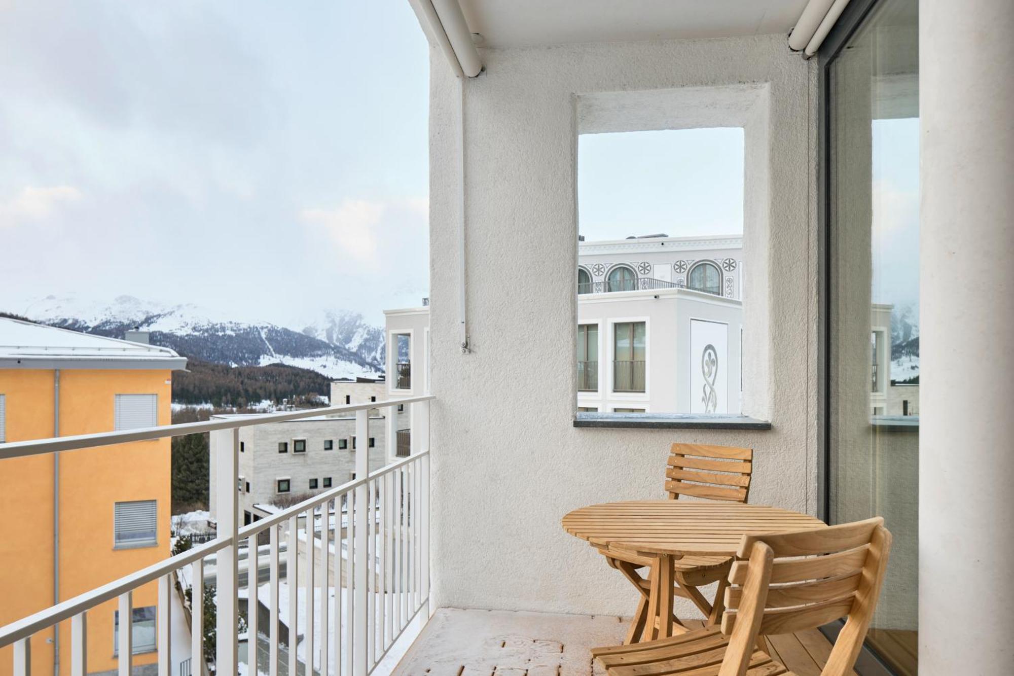 Hotel Maistra 160 Понтрезина Экстерьер фото