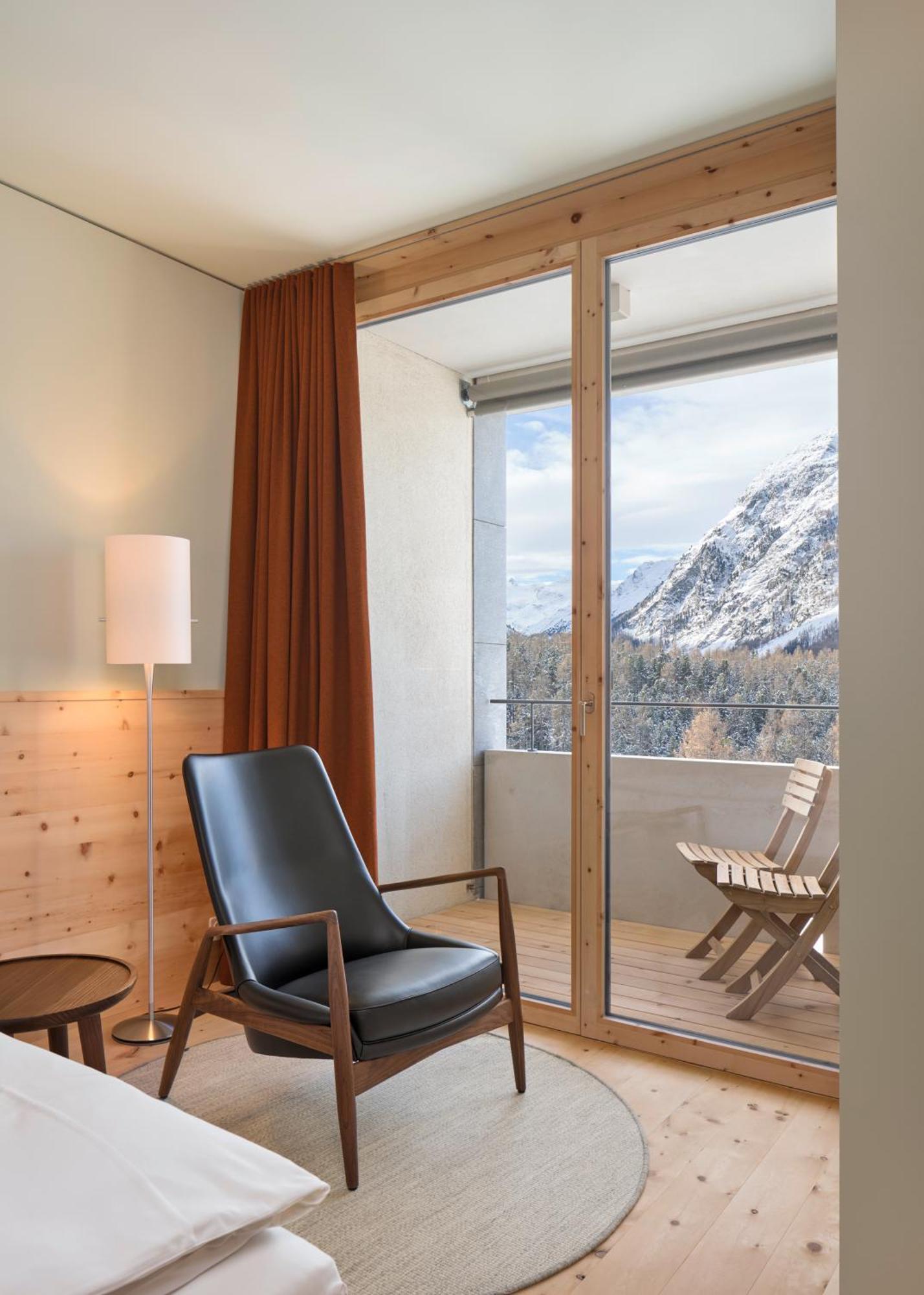 Hotel Maistra 160 Понтрезина Экстерьер фото