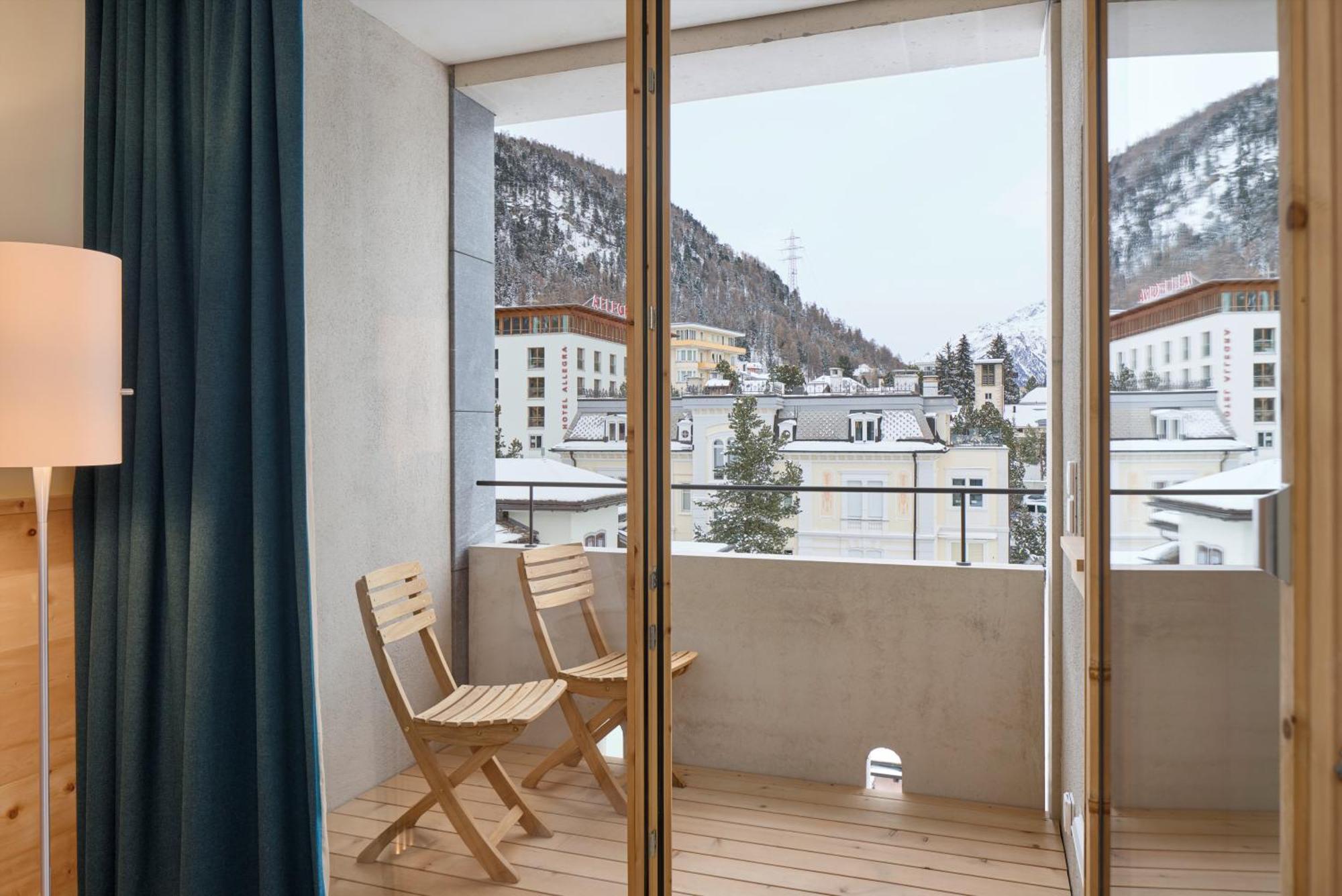 Hotel Maistra 160 Понтрезина Экстерьер фото